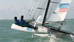 Iker Martinez y Marina Lopez a bordo del Nacra 17 &quot;Movistar&quot;