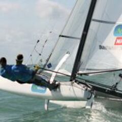 El 49er masculino y el Nacra 17 español en la Medal Race final