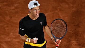 Argentina&#039;s Diego Schwartzman reacts during his men&#039;s singles third round tennis match against Slovakia&#039;s Norbert Gombos on Day 6 of The Roland Garros 2020 French Open tennis tournament in Paris on October 2, 2020. (Photo by Anne-Christine 