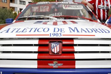 Luis Miguel Pérez tuneó su Peugeot 309 en honor a su gran pasíon, el Atleti. En un día especial ha recorrido los 300 kilómetros que separan su pueblo, Jarandilla de la Vera en Cáceres, de Valladolid.