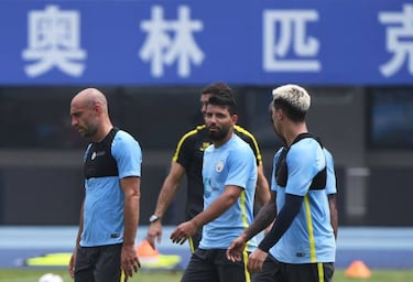 How and where can I watch Man. United - Manchester City: times, TV, online