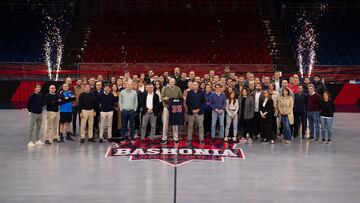Foto de familia del Grupo Alav¨¦s-Baskonia.