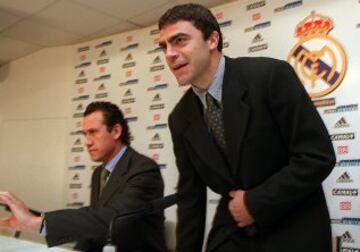 Manolo Sanchís anunció que dejaba el fútbol acompañado de Jorge Valdano