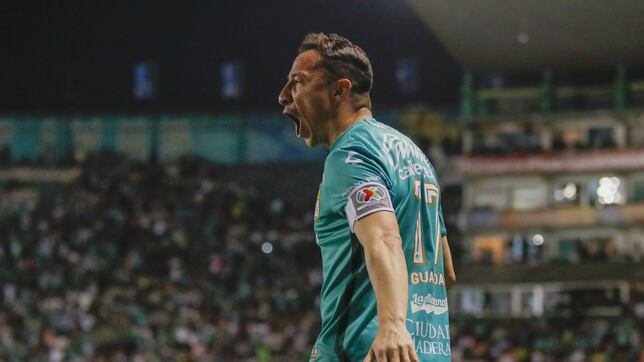 El día que Andrés Guardado le festejó al Valencia