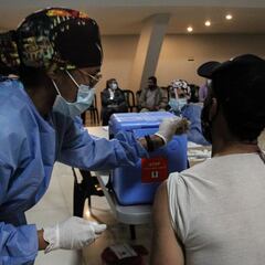 Vacunación Bogotá: cuál es la cifra actual de vacunados y cuáles son las previsiones