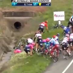 Alaphilippe y Kwiatkowski abandonan en el País Vasco