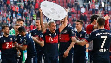 Bayern Munich wrap up record sixth straight Bundesliga title