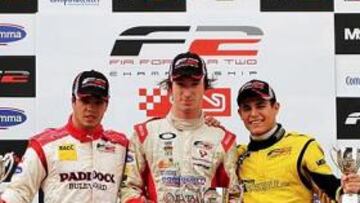 <b>EN EL PODIO. </b>Monrás, Bortolotti y Piñeiro.