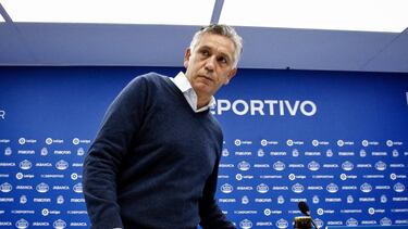 Zas ratificó a Anquela y Carmelo del Pozo