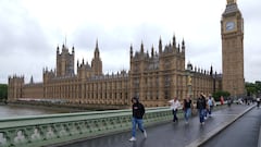 Who is Lindsay Hoyle, the Speaker of the House of Commons in the United Kingdom?