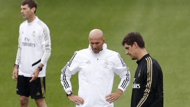 Zidane, con sus jugadores.