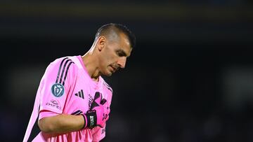 Nahuel Guzman of Tigres during the Semi-Finals second leg match between Cruz Azul and Tigres UANL as part of the CONCACAF Champions Cup 2025, at Olimpico Universitario Stadium on May 01, 2025 in Mexico City, Mexico.