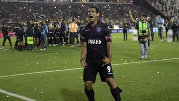 Lanús vive una noche mágica y elimina a River de la Libertadores