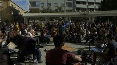 Solidaridad con Paiporta: m¨²sicos ofrecen un concierto para ayudar al comercio local