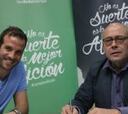 Oficial: Van der Vaart firma tres temporadas por el Betis