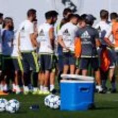 Benítez detuvo el entrenamiento para recordar a Zoco