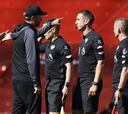 Lío arbitral en Inglaterra: Coote niega llamar “alemán de mierda” a Klopp
