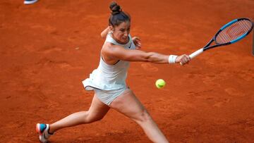 Sorribes llora tras la mayor victoria de su carrera ante Keys