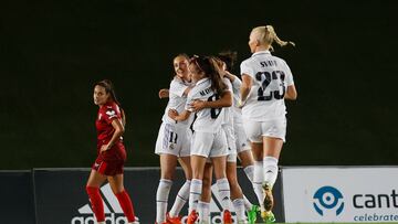 30/10/22 FUTBOL FEMENINO 
PARTIDO PRIMERA IBERDROLA LIGAF LIGA F
REAL MADRID FEMENINO - SEVILLA FC FEMENINO
ROCIO CELEBRA EL GOL 1-0 ALEGRIA 