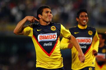 Si bien las Águilas no atravesan por sus mejores épocas en el 2009. 'Chava' siempre aparecía en el área y comandó a dicho equipo a clasificarse a la liguilla del Apertura 2009. 