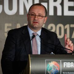 Baumann ataca a Bertomeu: "Está engañando a todo el mundo"