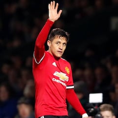 Alexis celebra por FA Cup en su debut con Manchester United