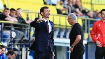 Cuco Ziganda, durante el Villarreal B - Huesca.