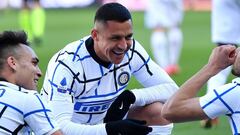 "Le bastaron 10 minutos para ganar el partido": Alexis sumó elogios en Italia