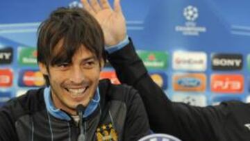 <b>BROMISTAS. </b>Silva y Mancini, durante la rueda de prensa de ayer.