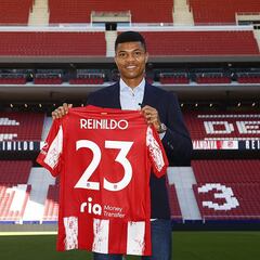 Reinildo: "Es un sueño cumplido; no jugaré al 100%, siempre al 120%"