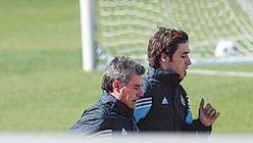 <b>SIN PROBLEMAS</B>. Raúl se ejercitó ayer y ha superado sus dolencias.