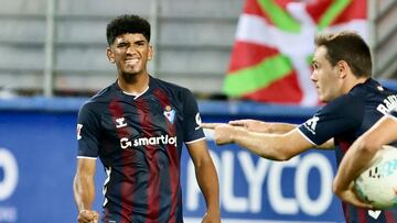 27/09/25 PARTIDO SEGUNDA DIVISION
EIBAR - DEPORTIVO DE LA CORUÑA
PRIMER GOL EMPATE ADU ARES 1-1 ALEGRIA MINTO 92