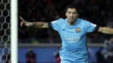 Luis Suárez celebra uno de los goles del Barcelona.