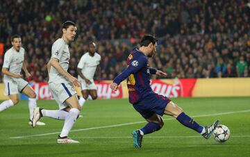 1-0. Messi marc¨® el primer gol.