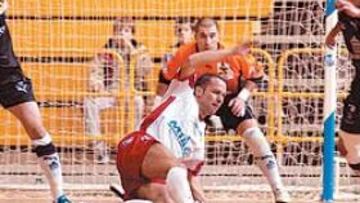 <b>GOLEADA.</b> El Martorell no tuvo compasión del Caja Segovia.