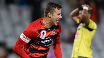Oriol Riera hizo un doblete con el Wanderers y ya suma diez tantos en liga, trece desde que llegó a Australia.