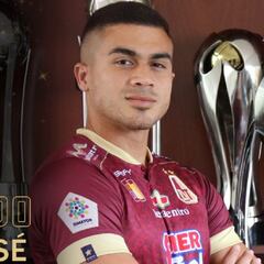 Deportes Tolima anuncia fichaje de Carlos Sierra