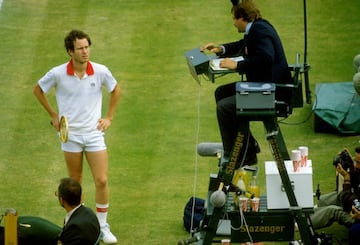 Tenista de gran calidad, McEnroe tambin es recordado por sus tremendas rabietas. Las tuvo contra jueces de silla, de lnea, periodistas todo el que se interpusiera en su camino poda sufrirla. En su biografa admiti que actuaba as porque se aburra. 