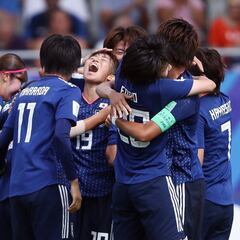 Japón gana a Inglaterra y se medirá a España en la final