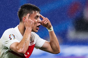 Arda Güler fue el director de orquesta de la selección turca. 