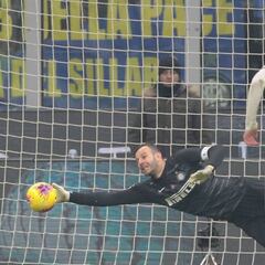Zapata titular y Muriel falla penal en empate de Atalanta