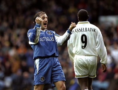 El ex-futbolista español formó parte del Chelsea FC a finales de los años 90 y principios de los 2000. Llegó al club después de una exitosa carrera en el FC Barcelona.