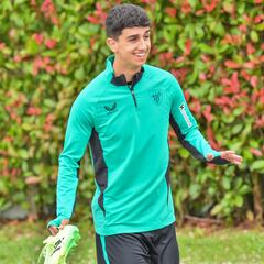 Los ‘cachorros’ Olabarrieta y Buján, novedades en una lista sin Nico Williams