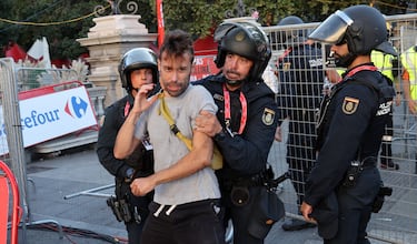 El caos se apodera del final de La Vuelta en Madrid