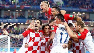 Soccer Football - World Cup - Group D - Croatia vs Nigeria - Kaliningrad Stadium, Kaliningrad, Russia - June 16, 2018   Croatia&#039;s Luka Modric celebrates with team mates after scoring their second goal    REUTERS/Fabrizio Bensch