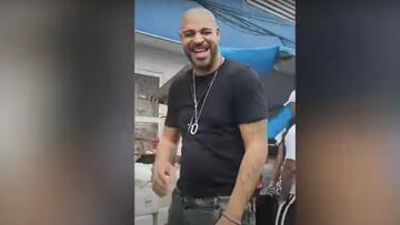 La humildad del Emperador: Adriano, feliz en las favelas