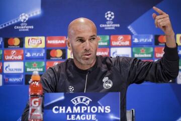 Zidane says that Cristiano will play 90 minutes against his former side Sporting Lisbon.