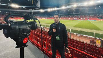 Álvaro de Grado durante una retrasmisión.