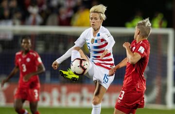 Megan se encuentra entre el Top 10 por primera vez, pues tuvo un año impresionante, anotó 4 dianas para Seattle y llegó a los playoffs. Rapinoe también ayudó a EE.UU para que ya estén clasificadas a la Copa Mundial de Francia 2019.