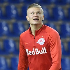 Haaland, duda ante el Genk por molestias en la rodilla